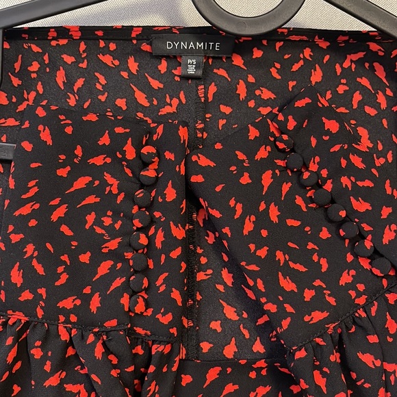 Dynamite Crop Top Blouse Side Zipper Long Sleeve Black Red Size S/P - Picture 8 of 8